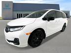 2025 Honda Odyssey White, new