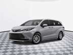 2025 Toyota Sienna LE 8 Passenger