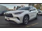 2020 Toyota Highlander Hybrid XLE