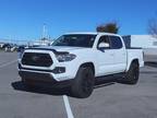 2017 Toyota Tacoma SR V6