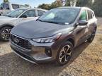 2025 Ford Escape Hybrid ST-Line Select