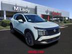 2025 Nissan Kicks SR AWD