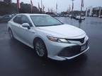 2018 Toyota Camry Hybrid XLE