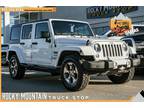 2016 Jeep Wrangler Unlimited Sahara 6 SPD MANUAL / 4X4 HARD TOP / WELL SERVICED