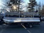 2022 Sun Tracker PB 18 DLX Boat for Sale