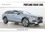 2022 Volvo V90 Cross Country B6