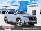 2025 Honda Pilot Touring