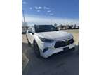 2021 Toyota Highlander Hybrid XLE TOYOTA GOLD CERTIFIED