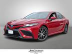 2021 Toyota Camry Hybrid SE