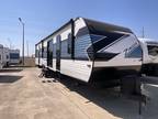 2025 CrossRoads Zinger 390DB