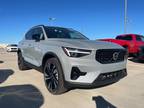2025 Volvo XC40 B5 Plus Dark Theme B5 AWD PLUS