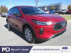 2025 Ford Escape Red, new