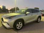 2022 Toyota Highlander LE w/Audio Plus