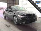 2024 Hyundai Elantra SEL Convenience Package