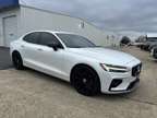 2022 Volvo S60 B5 Momentum