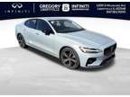 2024 Volvo S60 B5 Core Dark Theme