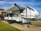 2025 Shasta Phoenix 336RL