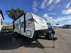 2025 Jayco Jay Flight SLX 210QB