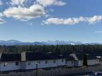 2 Bed Mountain View Condo with all new flooring!