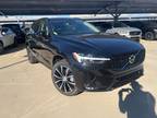 2025 Volvo XC60 B5 AWD PLUS