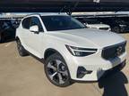 2025 Volvo XC40 B5 Plus Bright Theme BW AWD PLUS