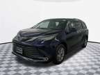 2022 Toyota Sienna XLE 8 Passenger