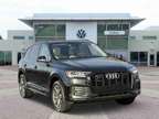 2023 Audi Q7 45 Premium Plus quattro