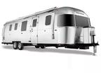 2025 Airstream Classic 30RB