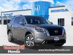 2023 Nissan Pathfinder SV