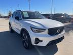 2024 Volvo XC40 B5 Core