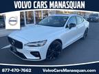 2022 Volvo S60 B5 Momentum