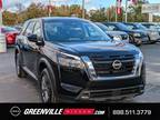 2025 Nissan Pathfinder S
