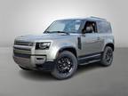2025 Land Rover Defender 90 X-Dynamic SE