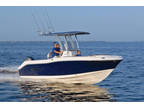 2023 Robalo R200