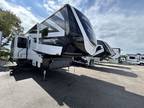 2025 Jayco Seismic 395