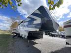 2025 Jayco Seismic Luxury Series 4113