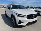2025 Volvo XC40 B5 Plus Dark Theme B5 AWD PLUS