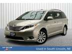 2017 Toyota Sienna Limited Premium 7 Passenger