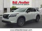 2025 Nissan Pathfinder S