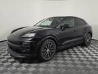 2024 Porsche Macan 4