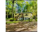 Fully Renovated House On Lafontaine Beach.Tiny