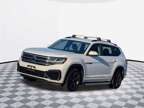 2021 Volkswagen Atlas 3.6L V6 SE w/Technology R-Line