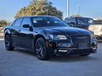 2023 Chrysler 300 Touring