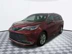 2023 Toyota Sienna Platinum 7 Passenger