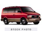 2002 GMC Safari SLT