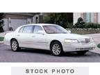 2003 Lincoln Town Car Signature