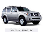 2006 Nissan Pathfinder SE