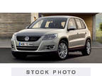 2009 Volkswagen Tiguan SEL Candy White SUV I4