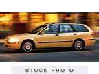 2001 Volvo V40